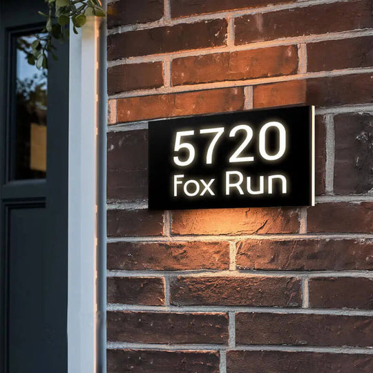 Energy-efficient LED illuminated house number plaque illuminated house numbers