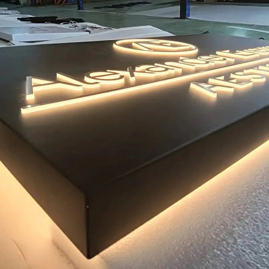 commercial grade led projecting blade signs for high-traffic retail locations