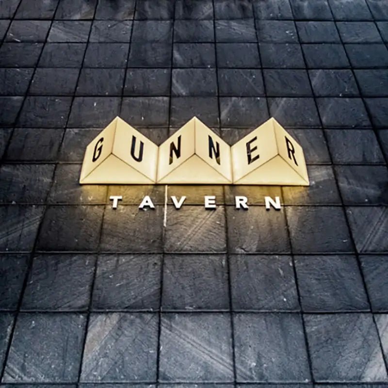 custom led illuminated light box signs for retail storefront advertising and branding