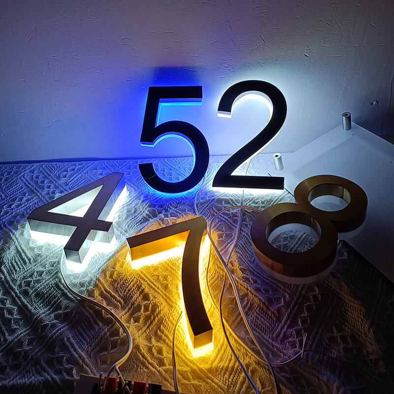 Pre-installed backplate address signs for hassle-free installation 